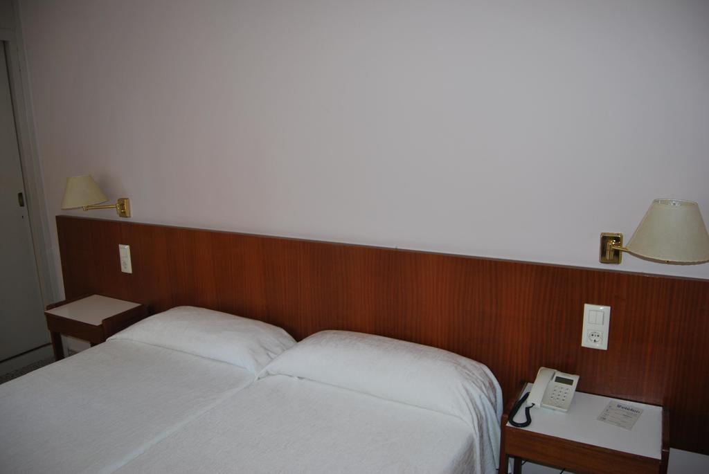 Hotel Balneario Prats Кальдес-де-Малавелья Екстер'єр фото
